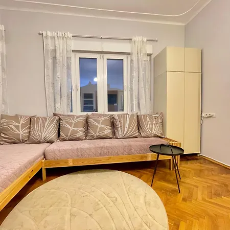 'Tide Frame' Apartment - Big, Super Central, 2 Bathrooms Burgaz