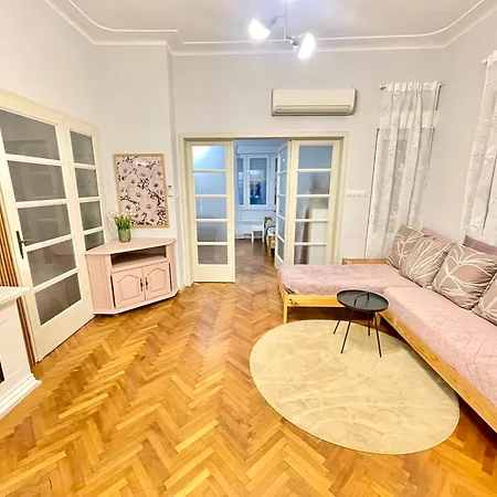 'Tide Frame' Apartment - Big, Super Central, 2 Bathrooms * Burgaz
