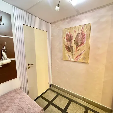 'tide Frame' - Big, Super Central, 2 Bathrooms Lejlighed *