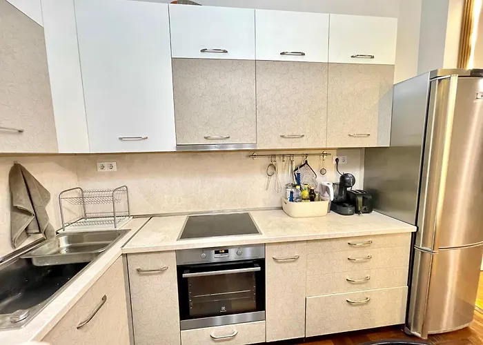 Daire 'Tide Frame' Apartment - Big, Super Central, 2 Bathrooms Burgaz